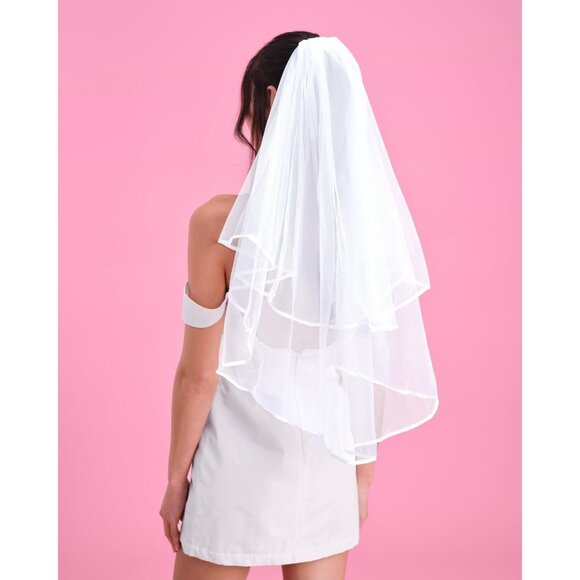 Women's White Silk Bridal Veil For Bachelorette Party Decorations Bridal Shower - Picture 5 of 8